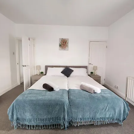 Modish 1Bed Apartment With Free Street Parking Scunthorpe Exterior photo